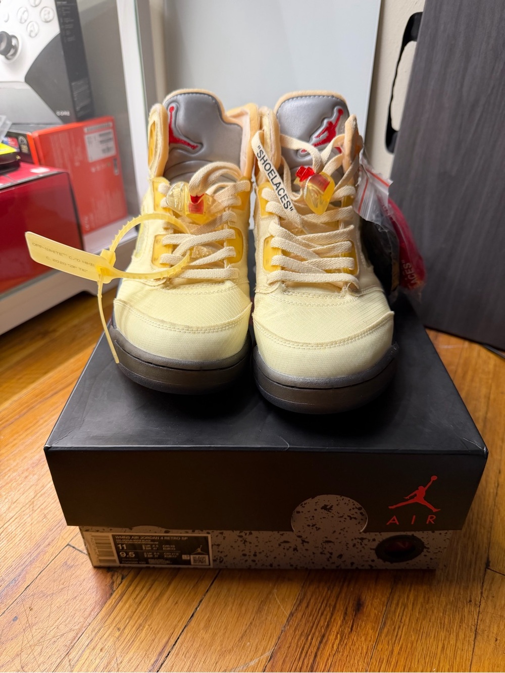 Off-White x Air Jordan 5 SP 'Sail' - Size 9.5 Men’s - Picture 6 of 7